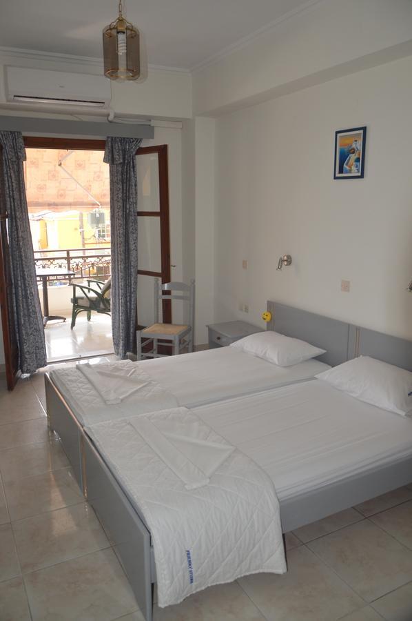 Friendly Studios Ireo  Ngoại thất bức ảnh