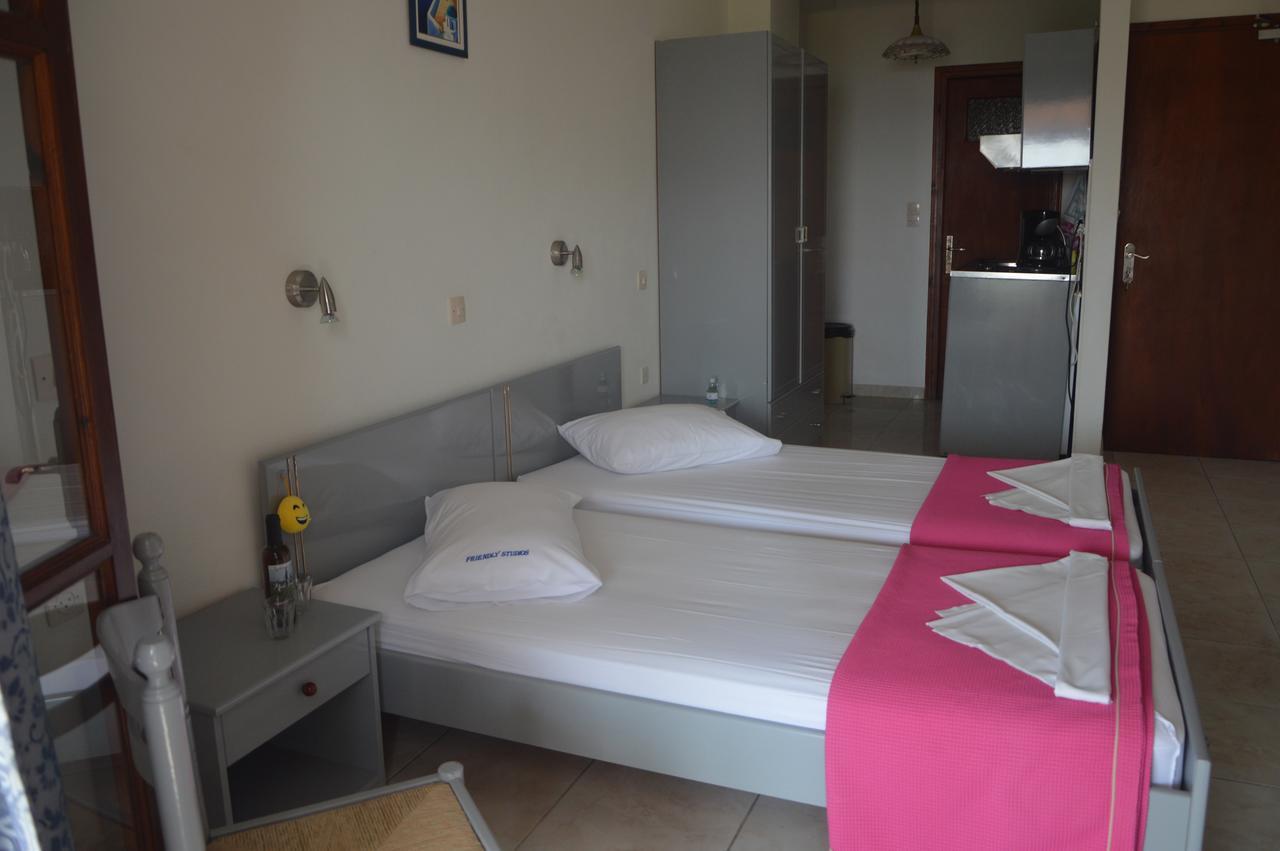Friendly Studios Ireo  Ngoại thất bức ảnh