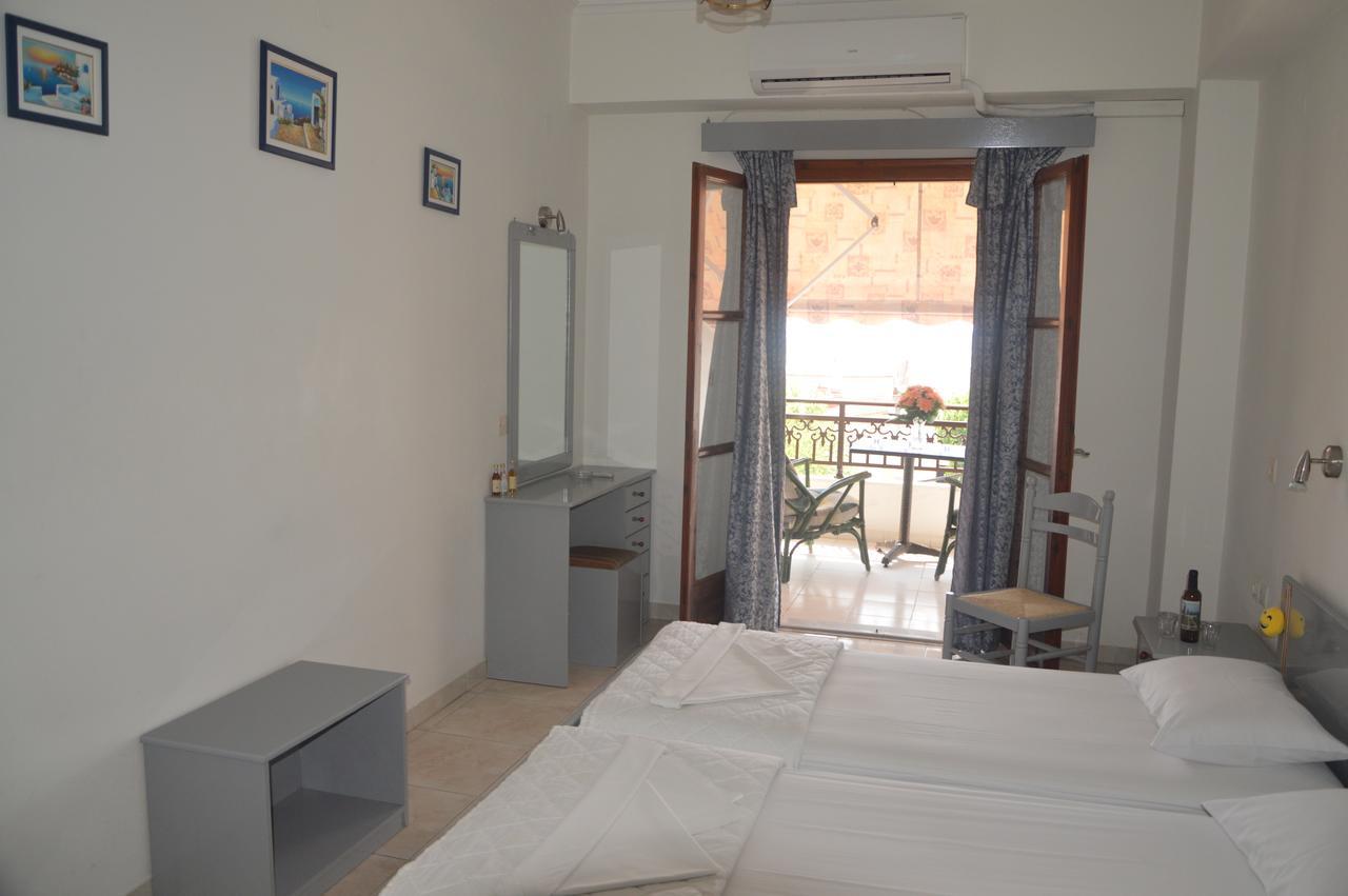 Friendly Studios Ireo  Ngoại thất bức ảnh